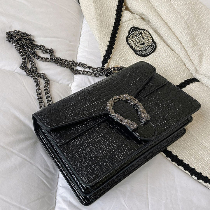 Luxe | Chic Handbag for Elegance