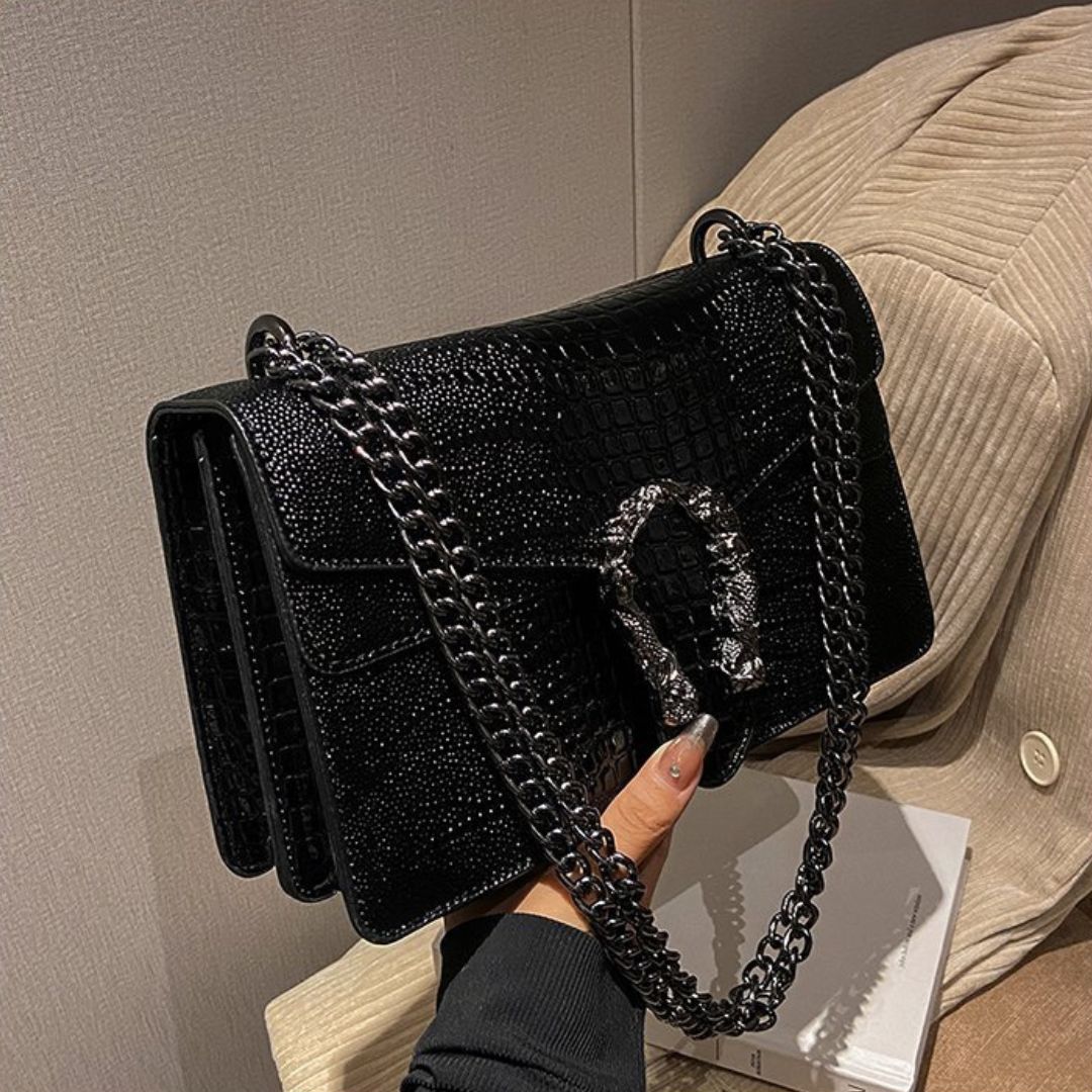 Luxe | Chic Handbag for Elegance