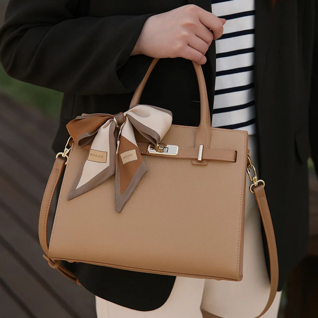 Cleo | Chic Handbag for Every Occasion