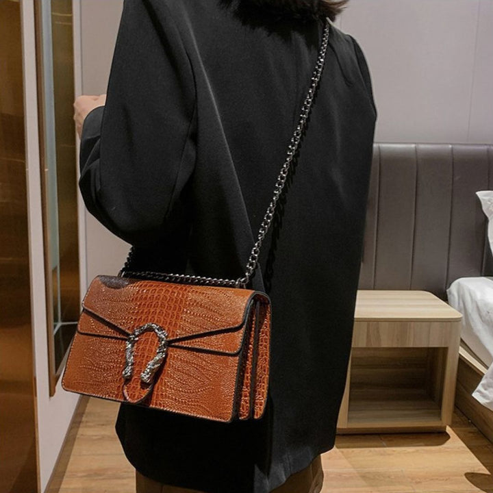 Luxe | Chic Handbag for Elegance