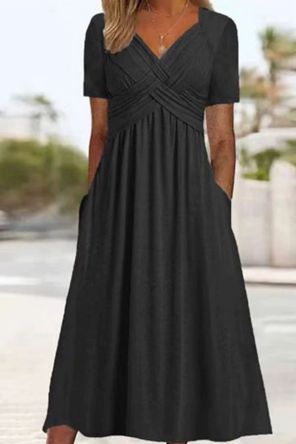 EMILIA | CHIC & FEMININE DRESS