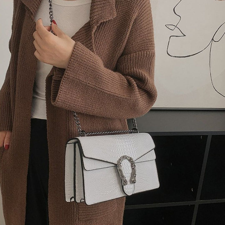 Luxe | Chic Handbag for Elegance