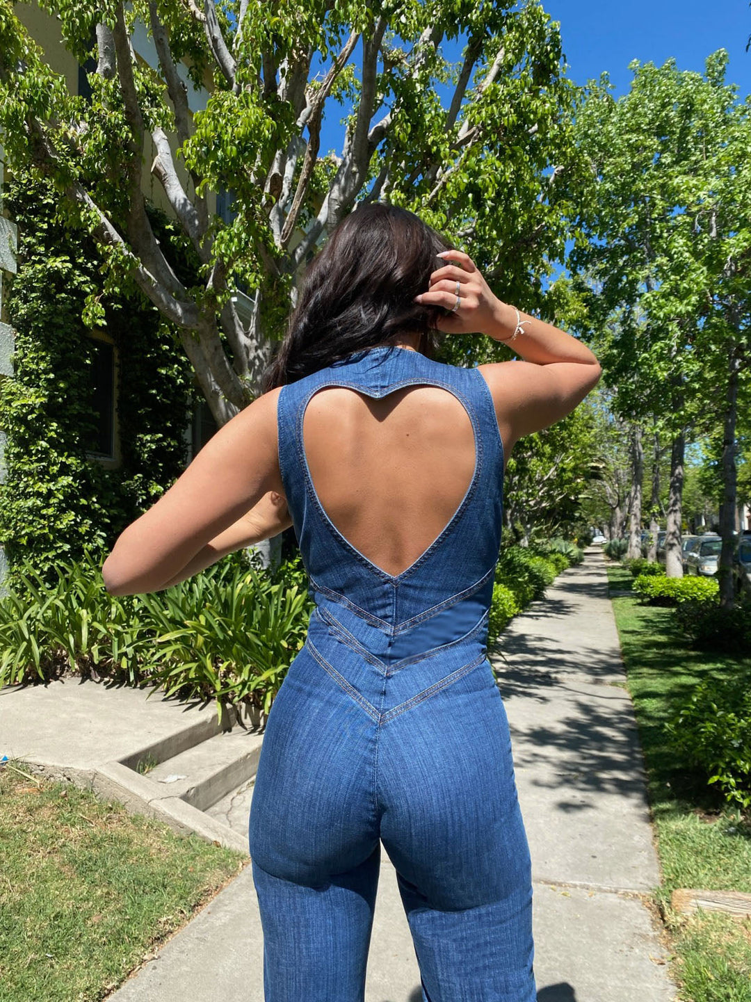 TESSARA – HEART-SHAPED BACK ZIPPER JUMPSUIT