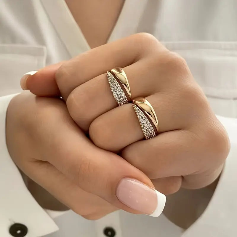 Elegant Gold Ring - Strength, hope and solidarity