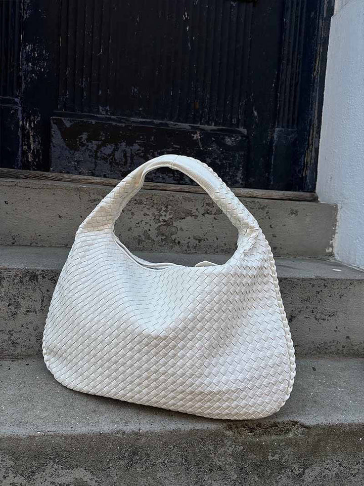 TRIANNA – WOVEN SHOULDER BAG