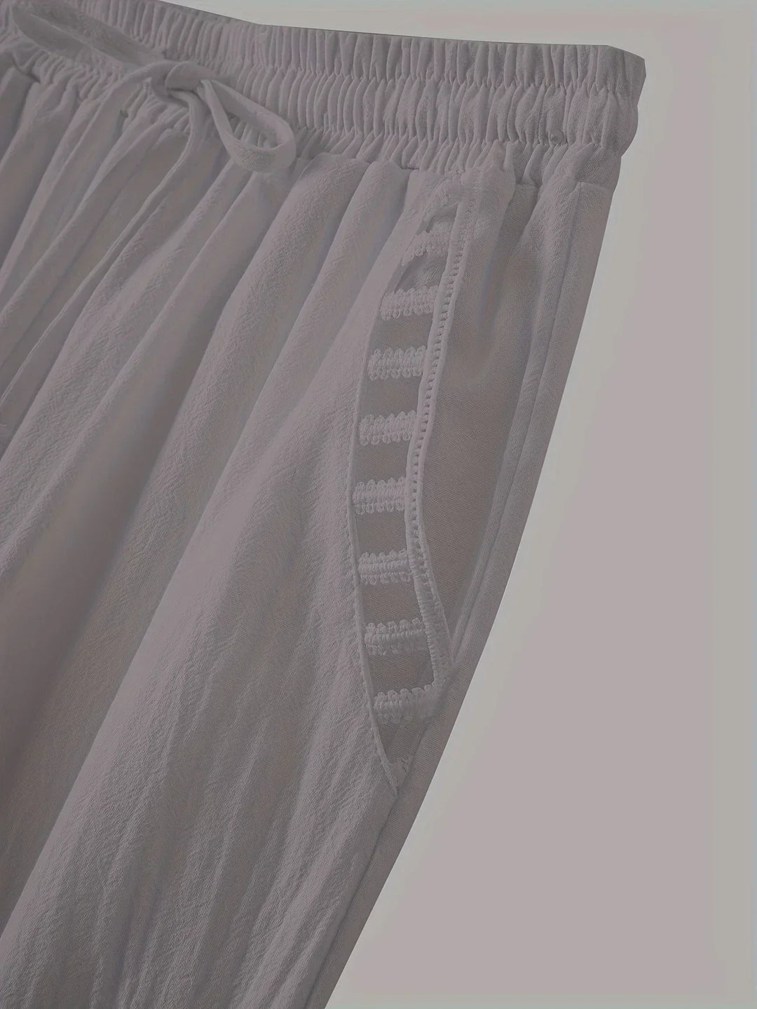 Tracey Contrast Trim Cropped Pants