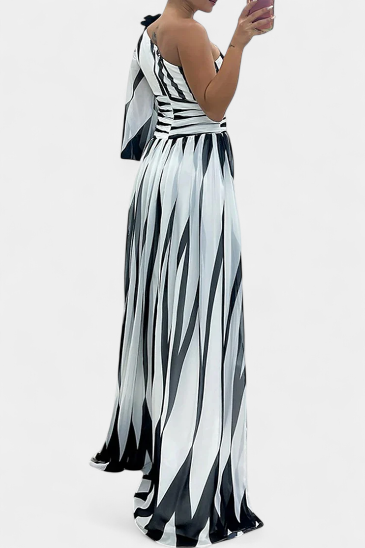 Selviana™ Elegant Maxi Dress