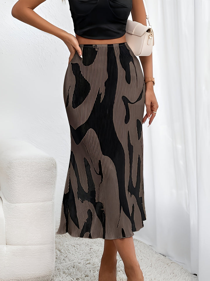 Abstract Edit Pleated Maxi Skirt