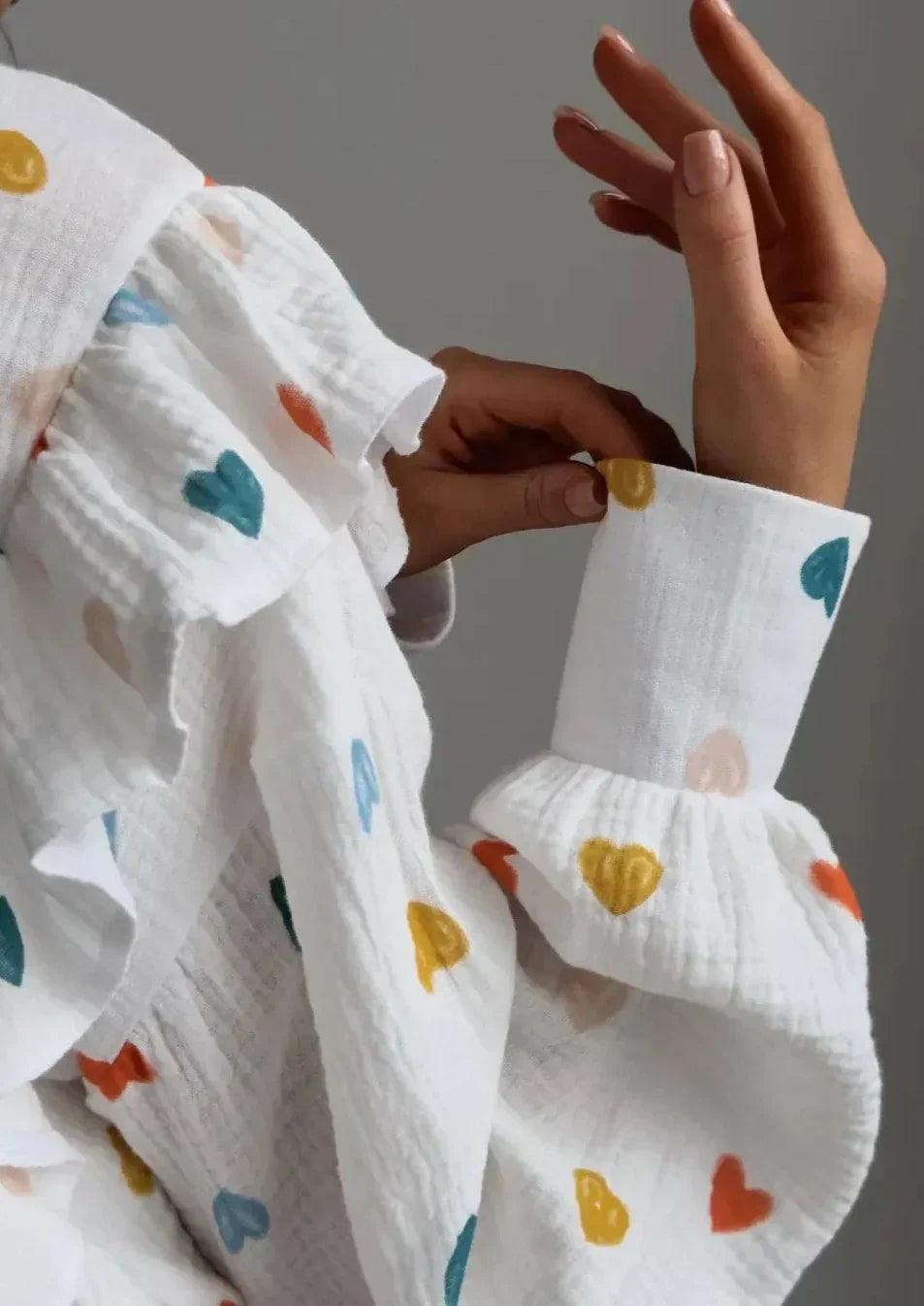 OPHELIE – HEART PRINT SHIRT & SHORTS TWO-PIECE SET